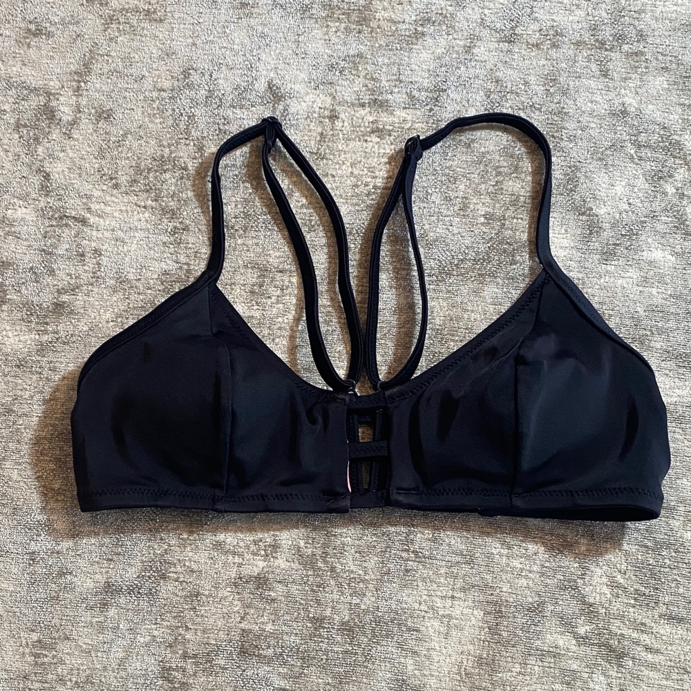 Victoria's Secret Black bikini top size S {1113}